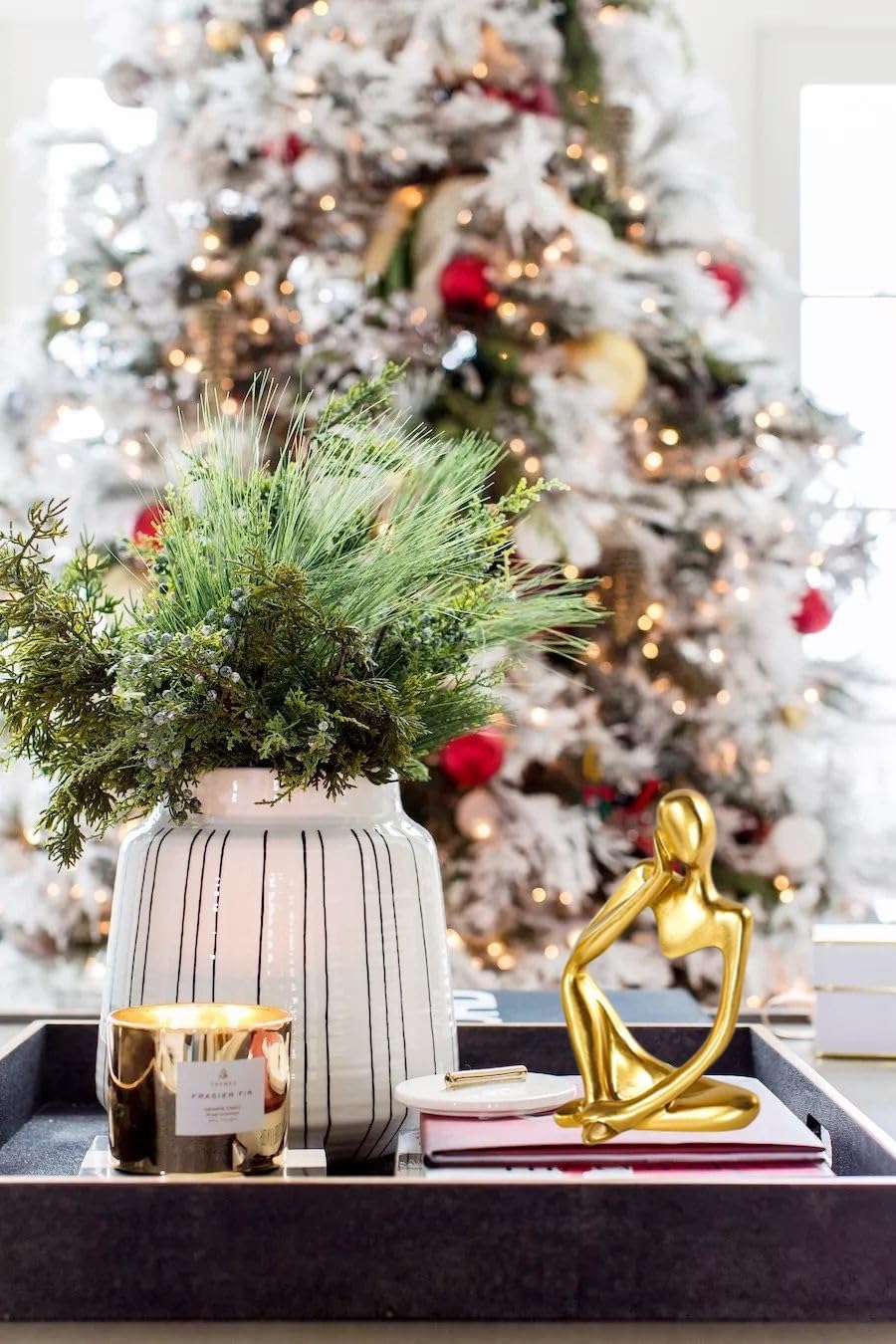 Christmas Gold Home Decor Thinker Statue Accents, 2025 Xmas Thinker Sculptures Office Decor Modern Abstract Decoration on Shelf Table Desk for Living Room Office Bedroom Comes with Christmas Hats