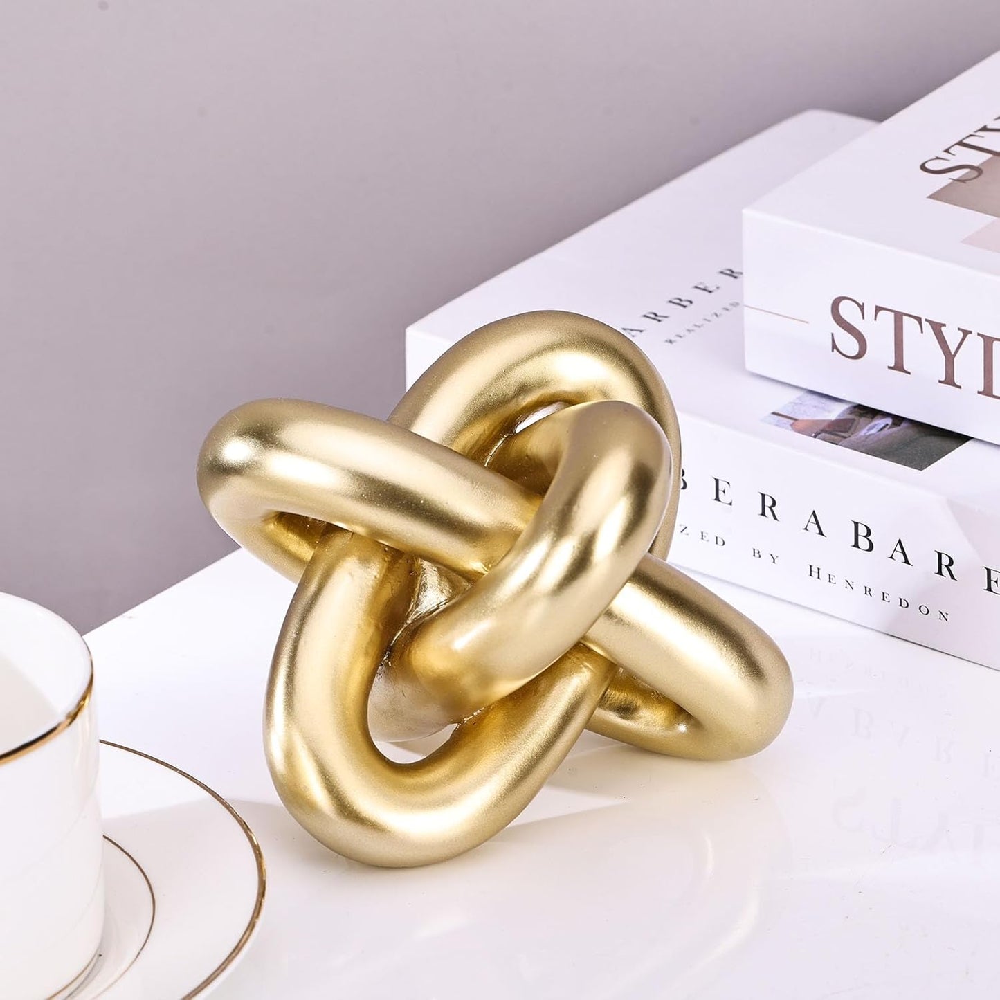 XMGZQ Gold Knot Decor for Coffee Table Book,Chain Link Living Room Decor Item for Bookshelf Entryway Nightstand TV Stand,Minimalist Knot Sculpture for Home Living Room,Centerpiece Table Decorations