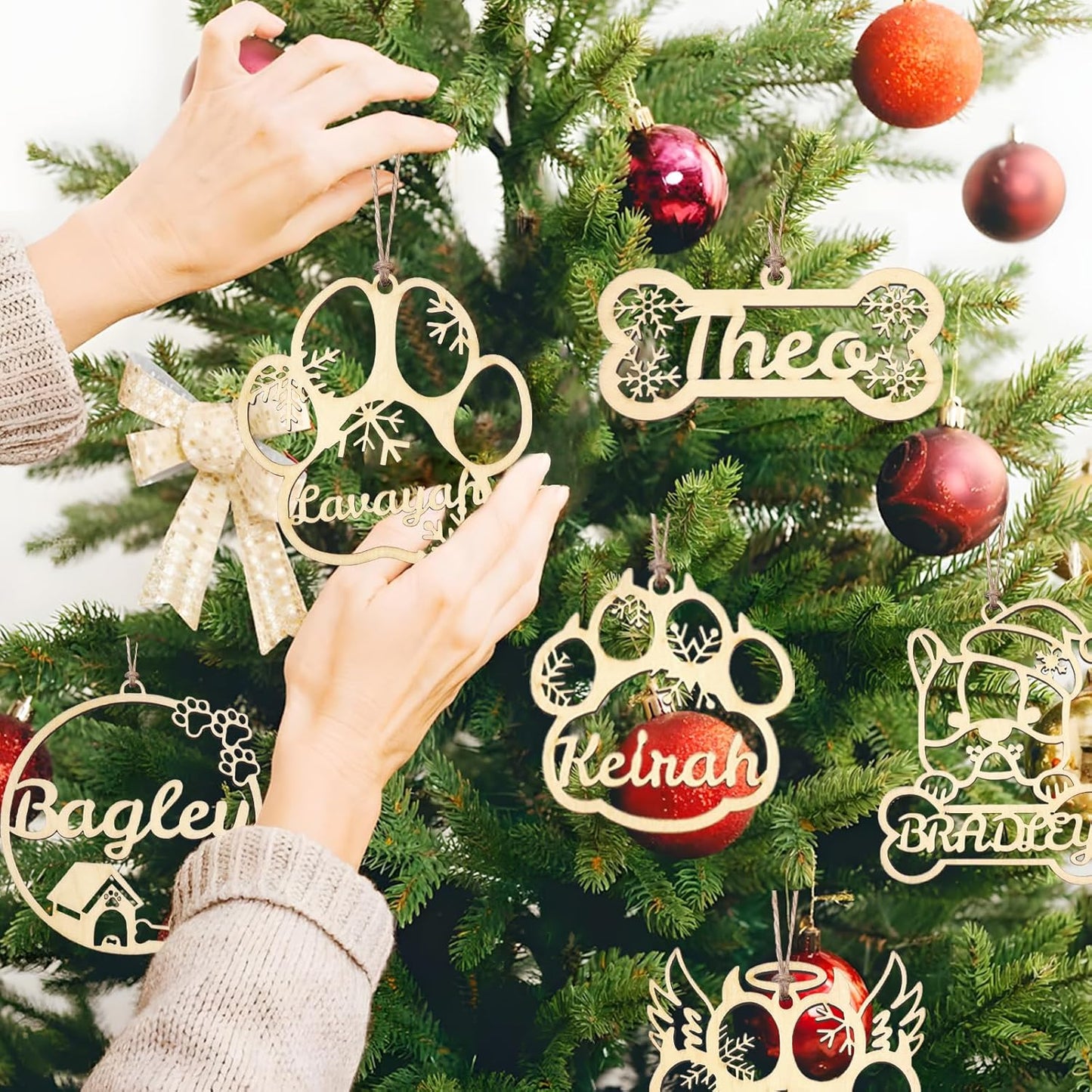 Personalized Christmas Ornaments 2025 with Names Custom Christmas Wooden Pet's Name Ornaments Personalized Dog Cat Paw Ornament