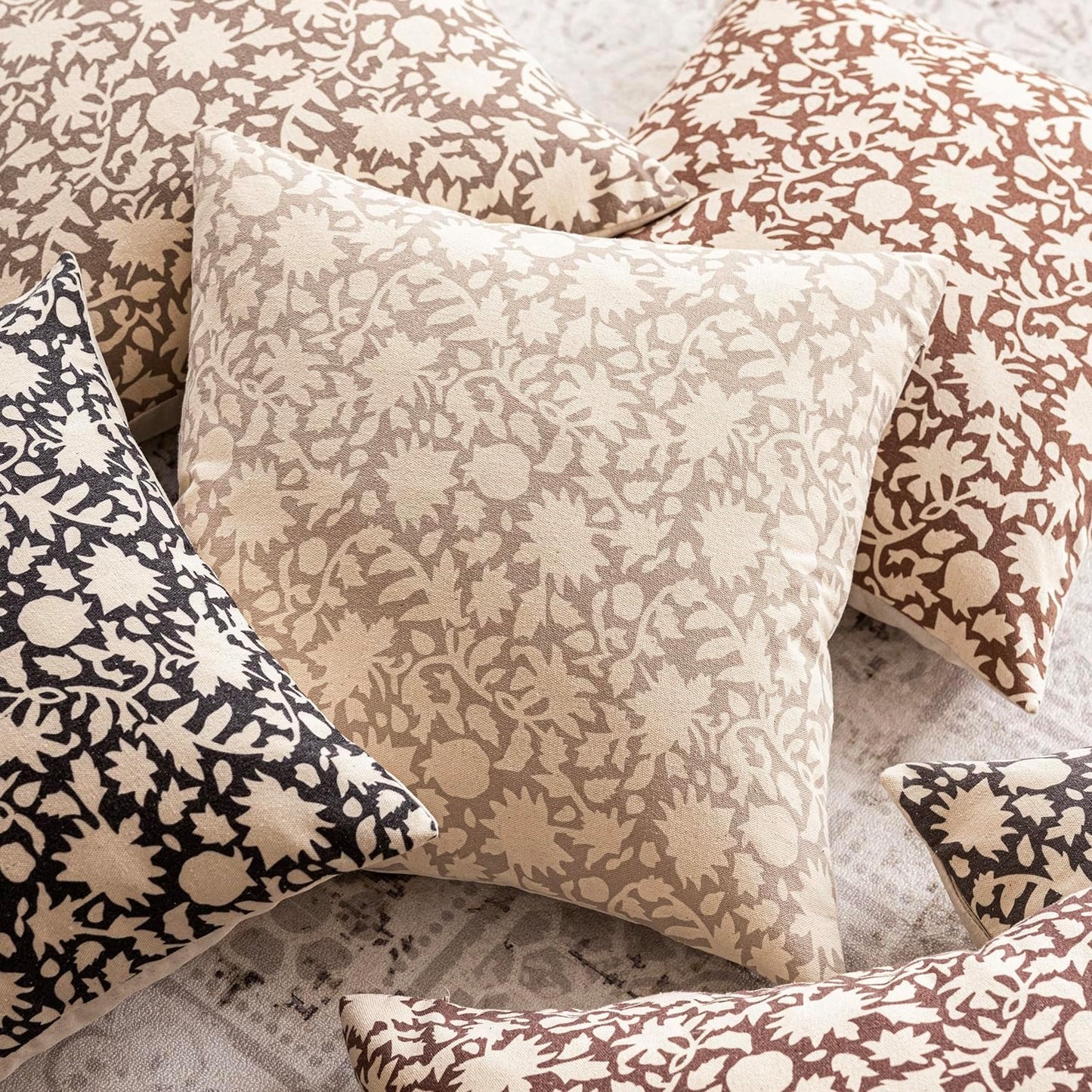 Foindtower Set of 2 Decorative Neutral Floral Throw Pillow Covers Accent Farmhouse Cushion Covers Boho Pillowcase for Couch Sofa Bedroom Living Room Home Decor Outdoor,22×22 Inch,Light Orange Brown